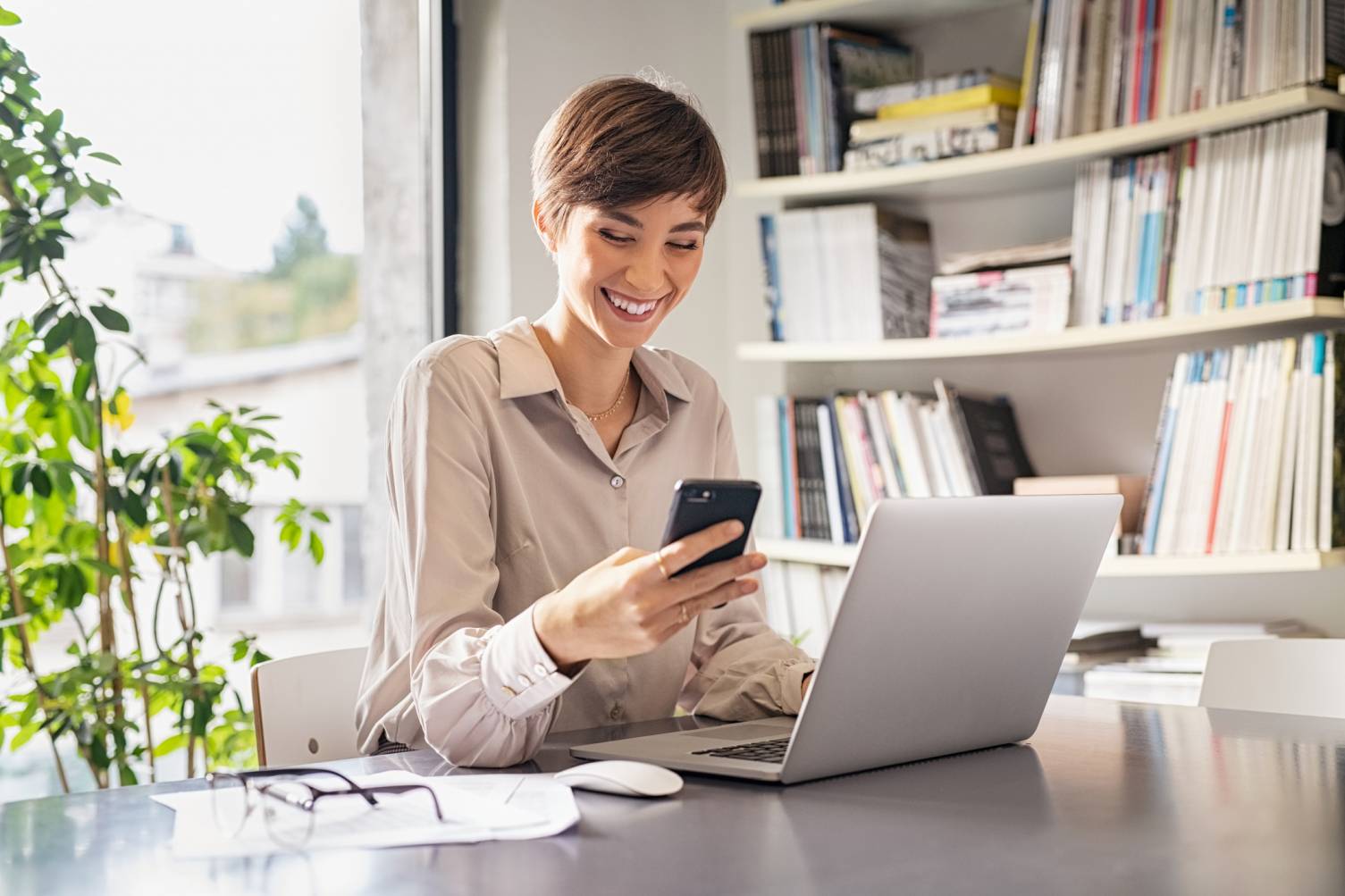 SMS message plateforme envoi campagne communication entreprise