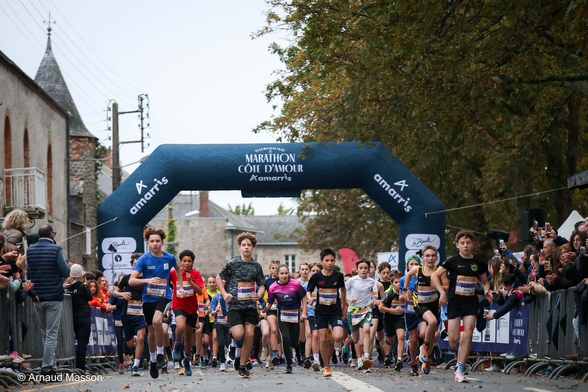découvrez un marathon captivant qui maintient votre intérêt malgré les nombreux défis et interruptions.