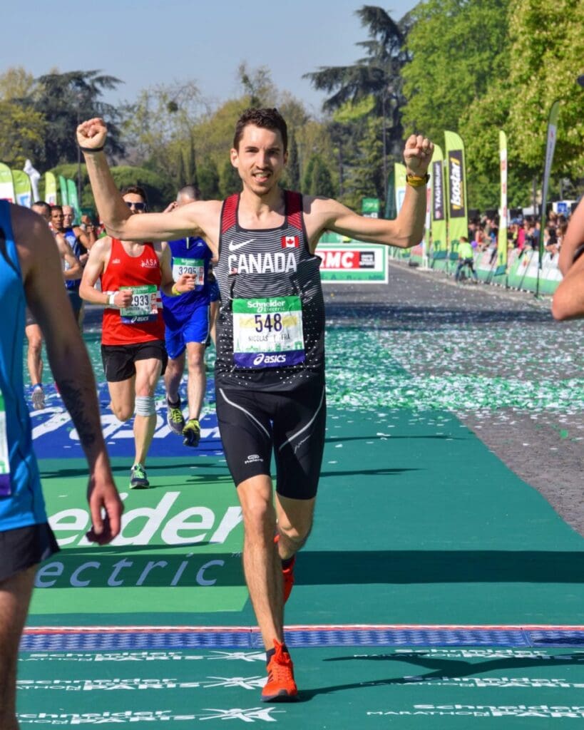 découvrez un marathon captivant, riche en rebondissements et en défis multiples, qui tient en haleine jusqu'à la dernière minute.