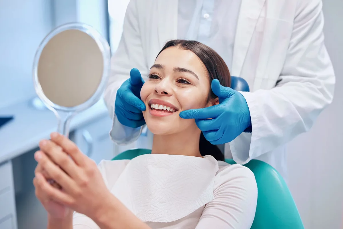 Surcomplémentaire dentaire sans plafond : guide complet pour faire le bon choix