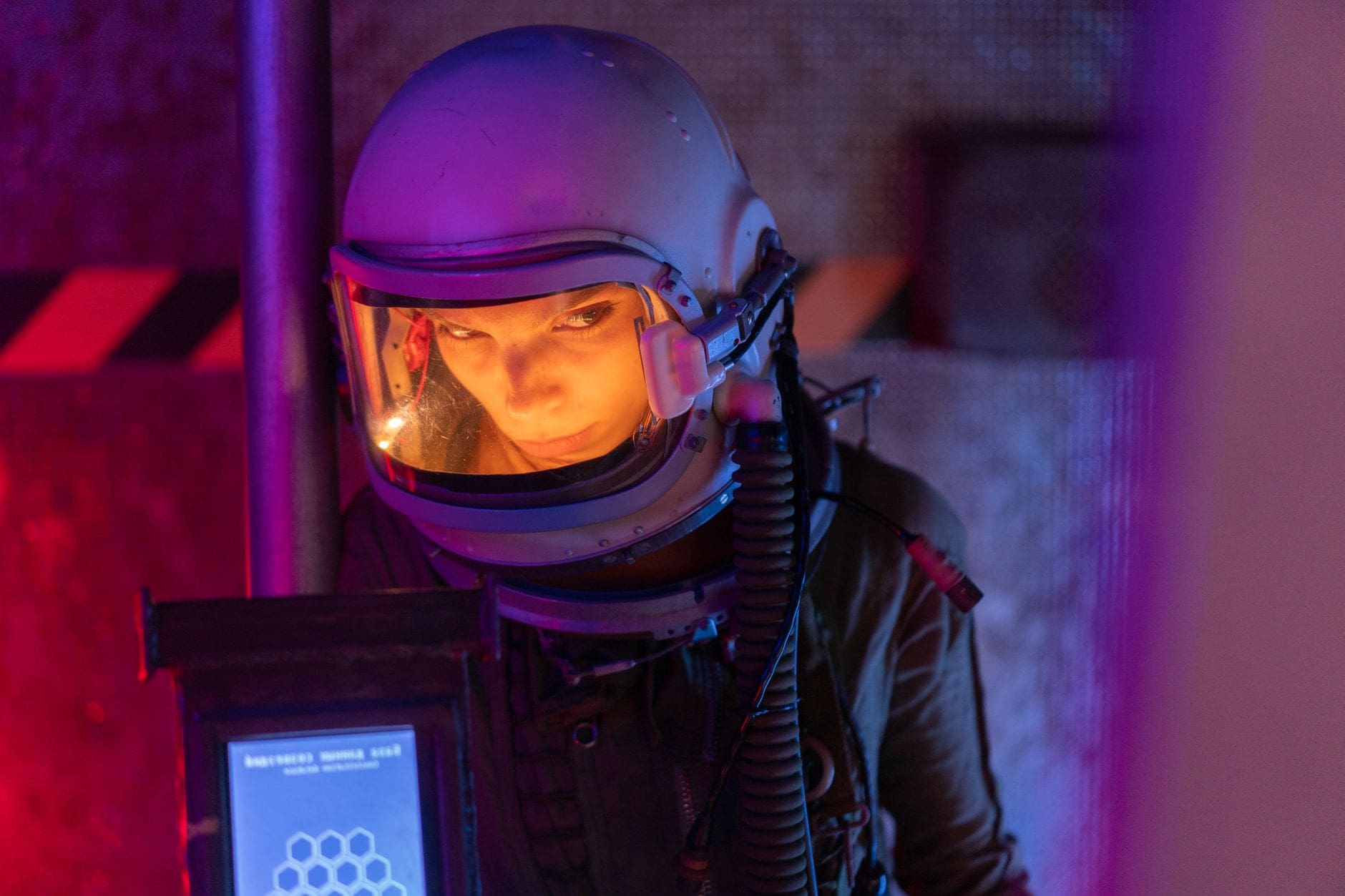 Séries SF Netflix à voir : les incontournables à découvrir