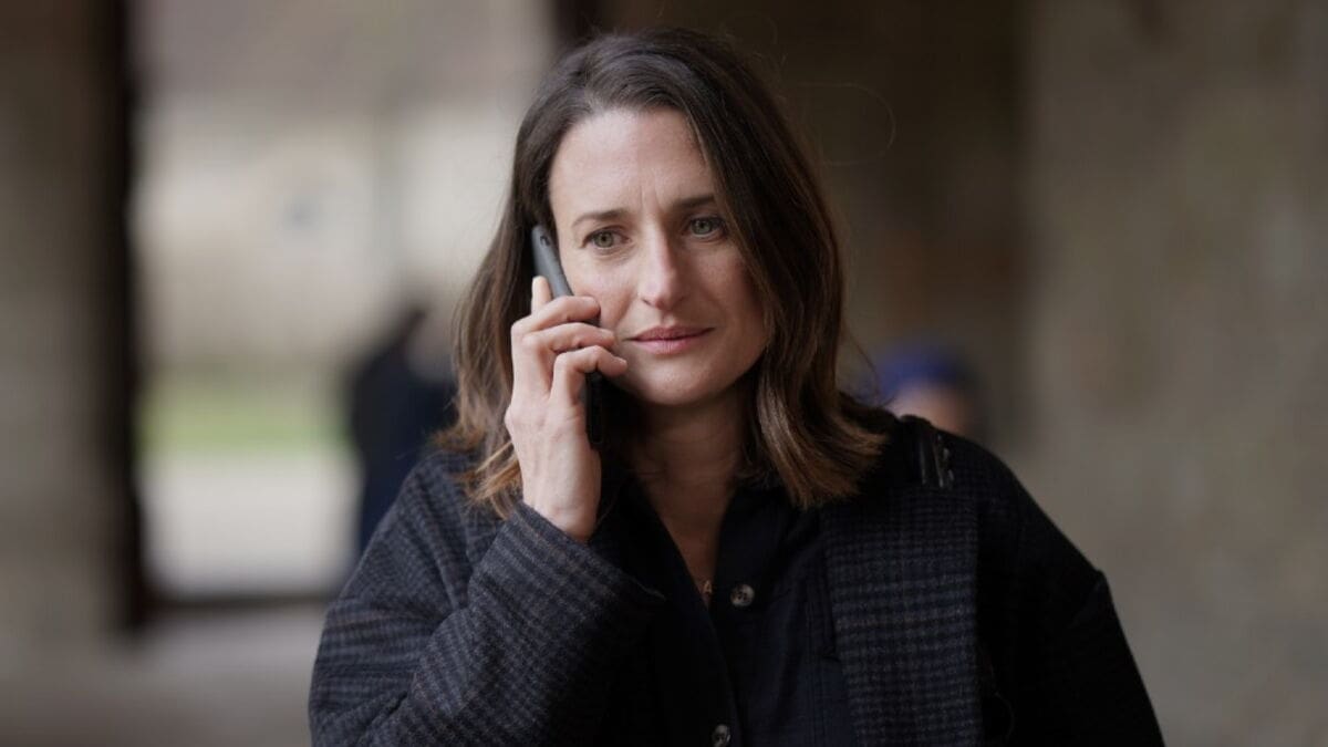 Est-il nécessaire d&rsquo;avoir regardé la série Dix pour cent avant de découvrir le film sur Netflix ?